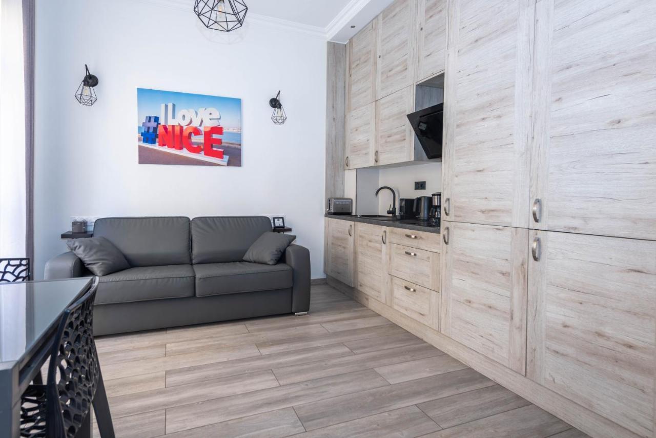 Centre Flat - Modern, Quiet And Brand New Lejlighed *