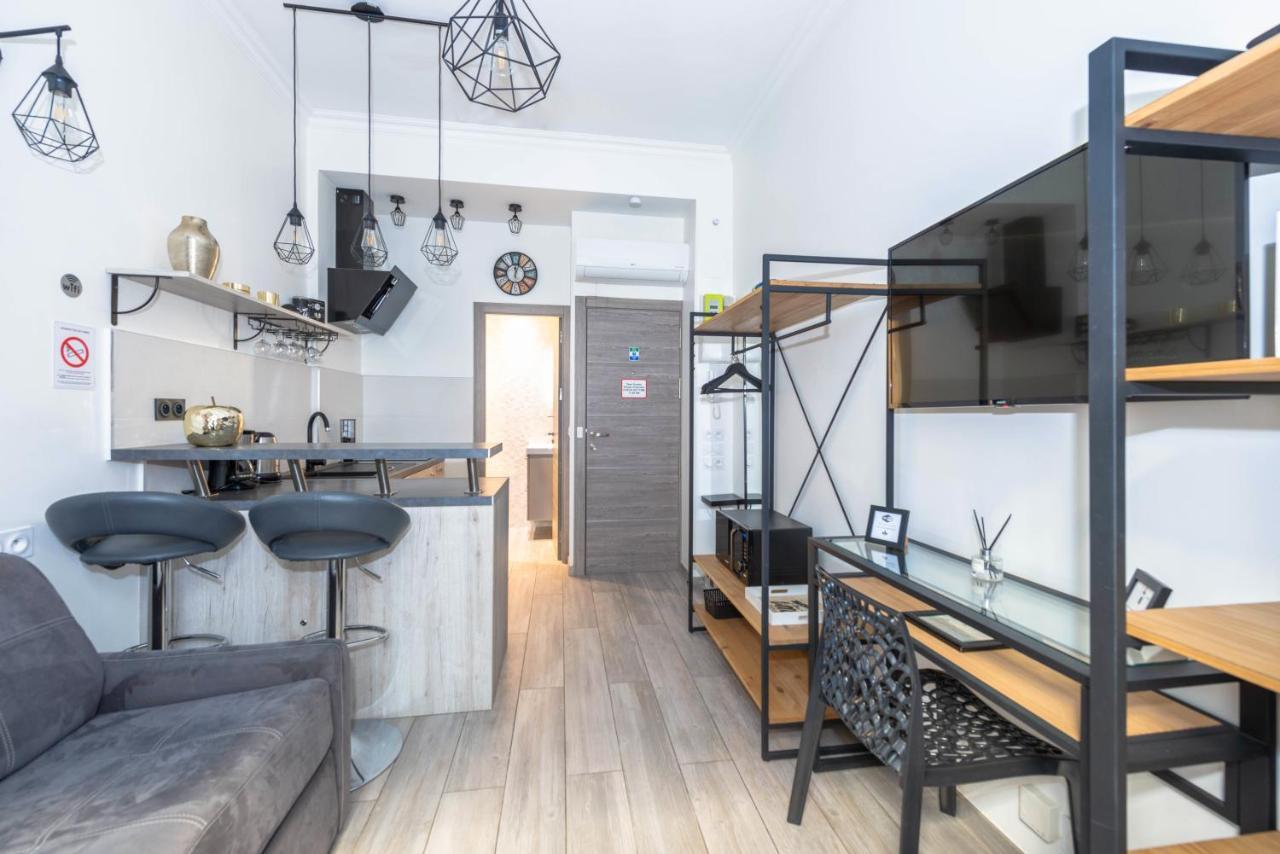 Centre Flat - Modern, Quiet And Brand New Lejlighed